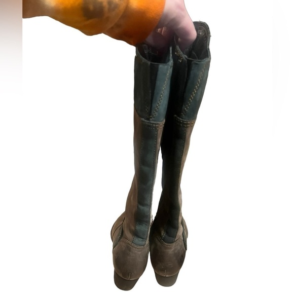 Born brown and black knee high distressed leather side zip boots - Picture 4 of 11